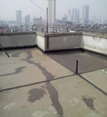 德州市漏水维修 楼顶漏水是什么原因，楼顶漏水维修方法是什么?